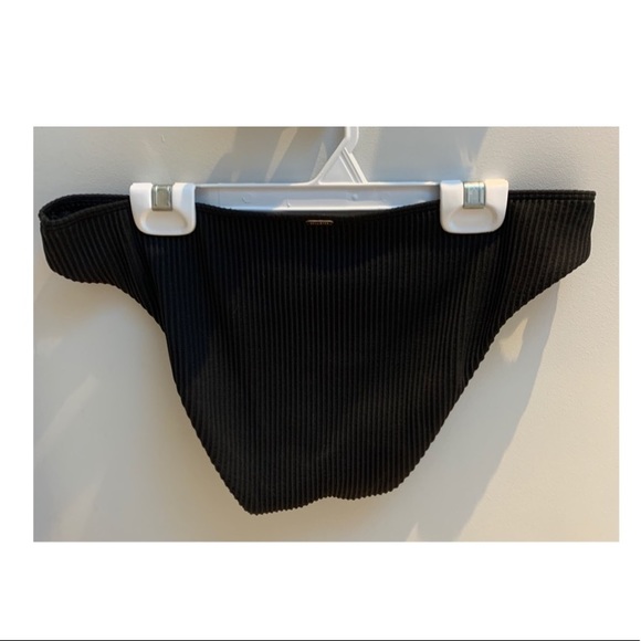 Hollister Ribbed Bikini Bottoms - Picture 2 of 3